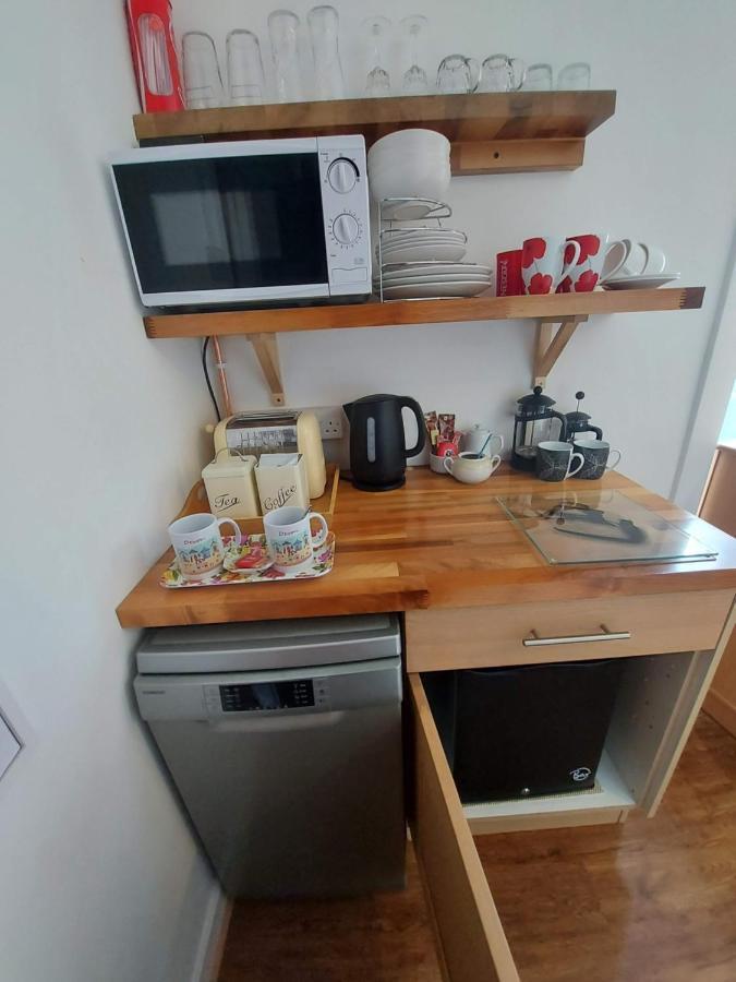 Stunning Countryside Views & Private Balcony! Cozy Room, 3 Miles To Lyme Regis - Free Parking & Wifi アクスミンスター エクステリア 写真