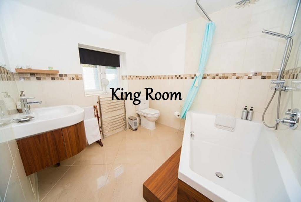 Stunning Countryside Views & Private Balcony! Cozy Room, 3 Miles To Lyme Regis - Free Parking & Wifi アクスミンスター エクステリア 写真